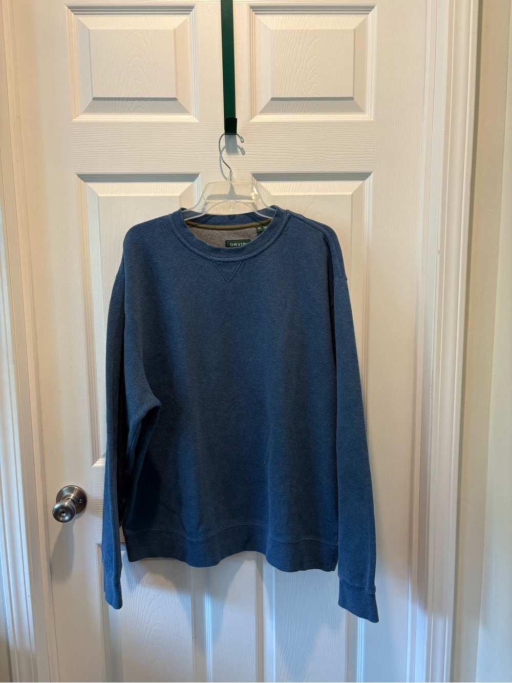Orvis Men's Navy Blue Crewneck Sweatshirt